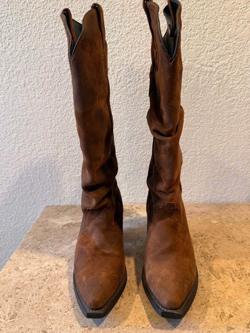 DINGO Brown Suede Western Boot w/ Star Detail